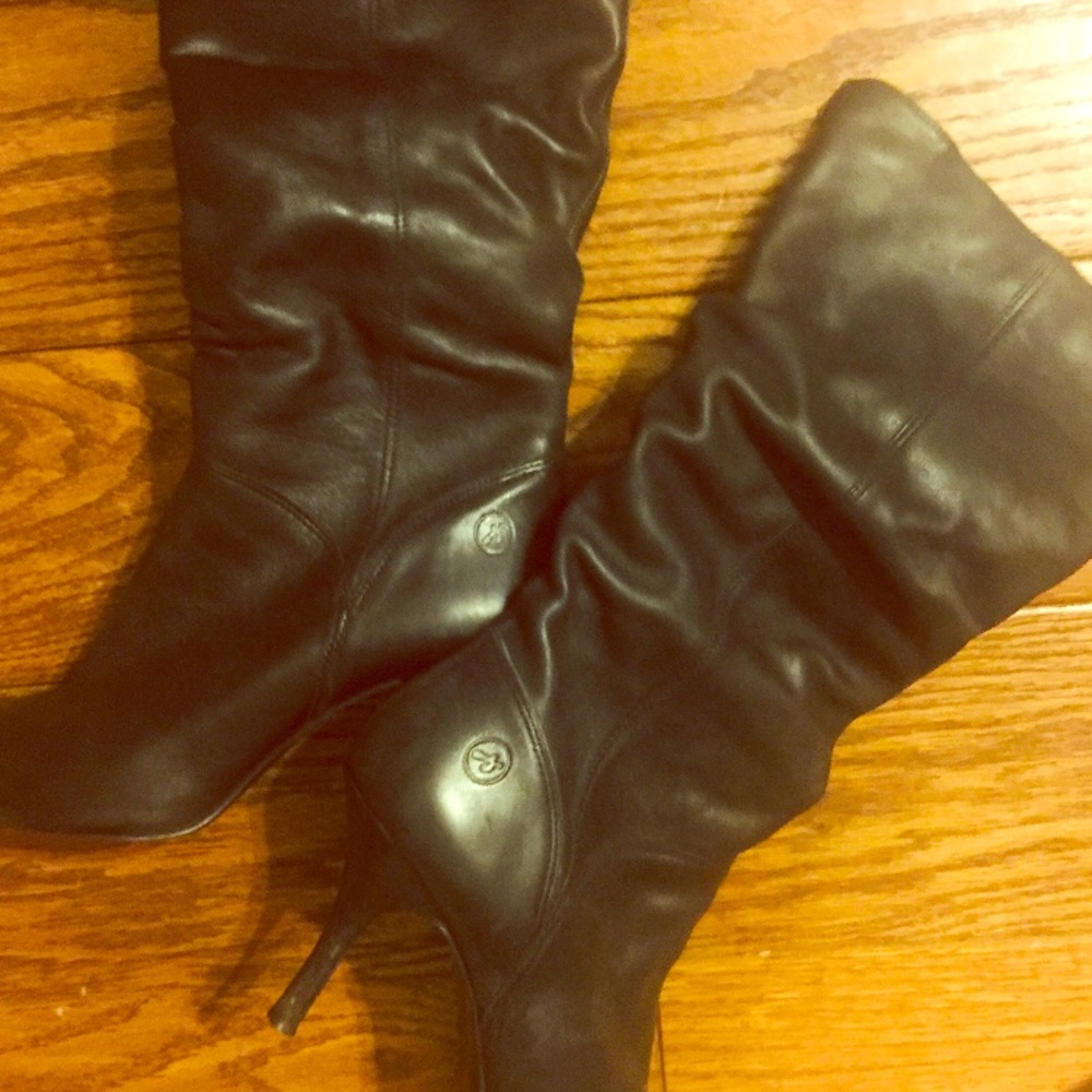 Real Genuine 💯 percent leather black boots 👢